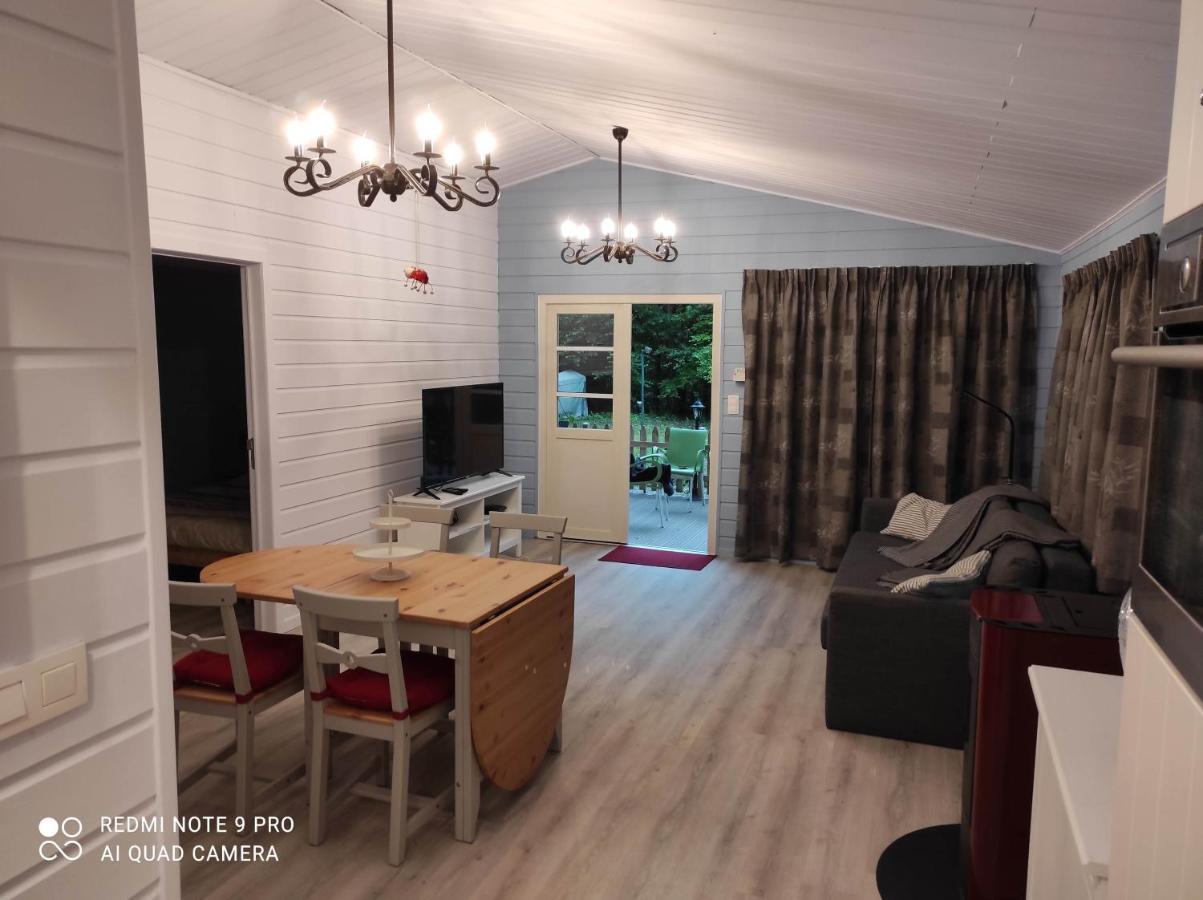 Vila La Coccinelle Tellin Exteriér fotografie